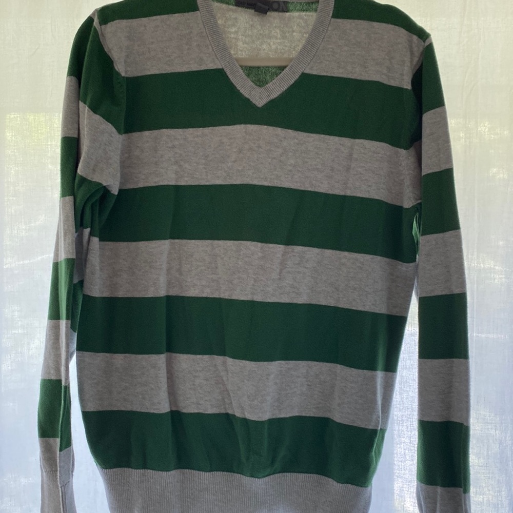 Old Navy pullover size M